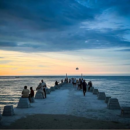 Pantai Seaview Resort Batu Ferringhi 1801 - 3 Rooms Экстерьер фото