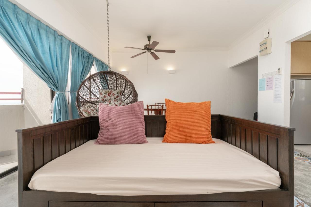 Pantai Seaview Resort Batu Ferringhi 1801 - 3 Rooms Экстерьер фото